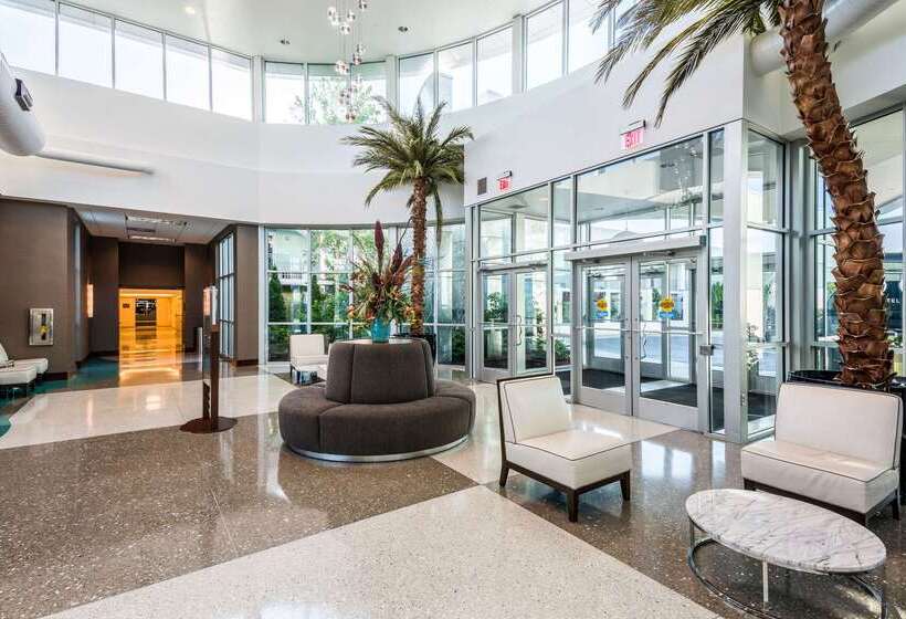 Oasis Hotel & Conv. Center, Ascend Hotel Collection