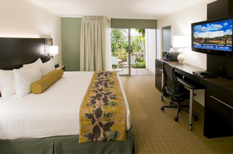 Oasis Hotel & Conv. Center, Ascend Hotel Collection