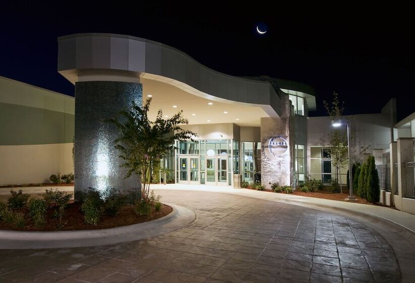 Oasis Hotel & Conv. Center, Ascend Hotel Collection