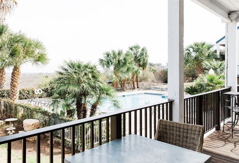 리조트 Hillside Boutique