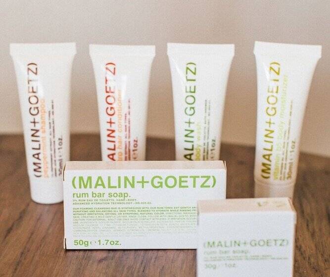 리조트 Hillside Boutique