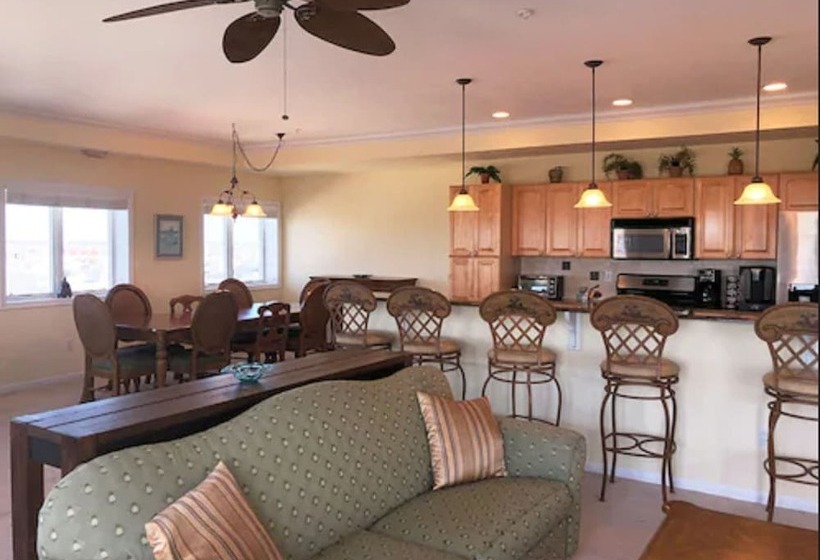 リゾートホテル Aqua Beach