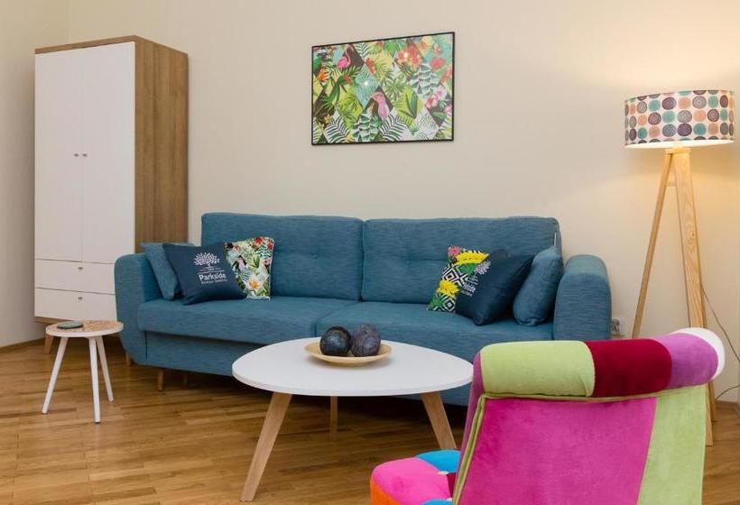 1898 Parkside Boutique Residence