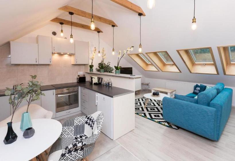 1898 Parkside Boutique Residence