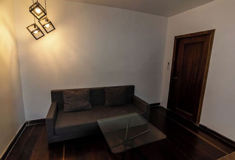 ユースホステル Samathi Lake Resort