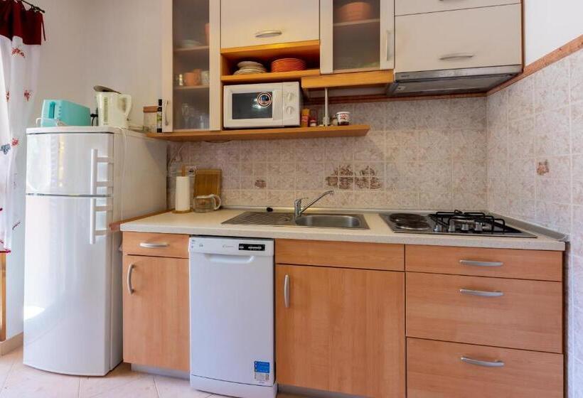 Apartments Villa Mavero