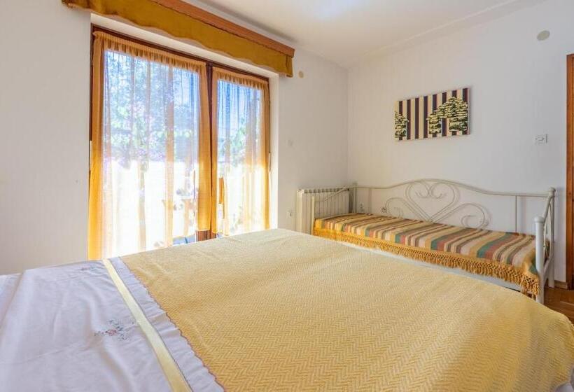 Apartments Villa Mavero