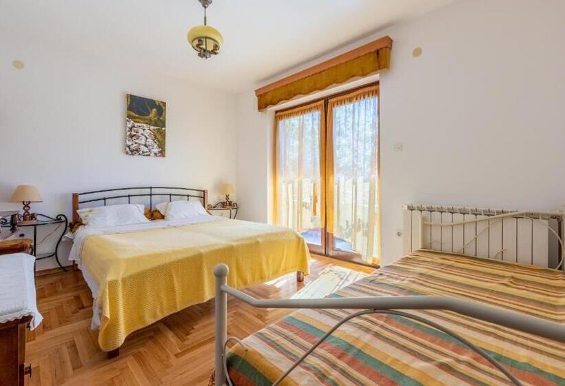 Apartments Villa Mavero