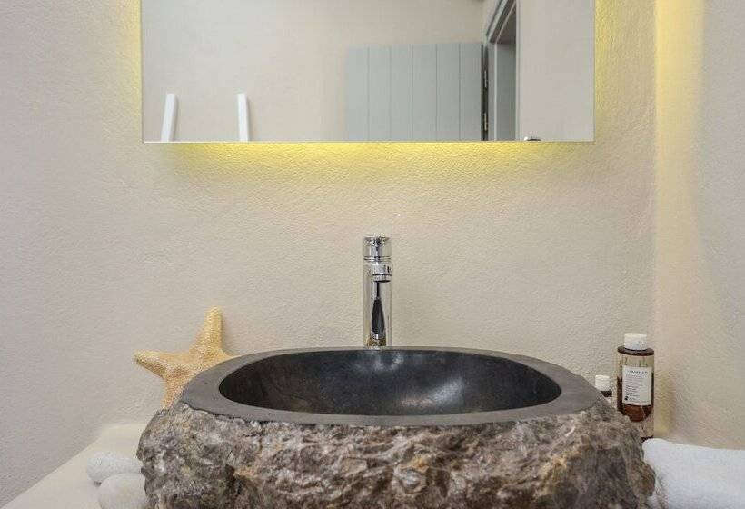 Aphrodite Luxury Apartments