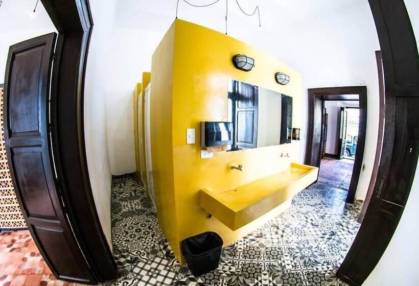 تختخواب و صبحانه Gente De Más Bnb