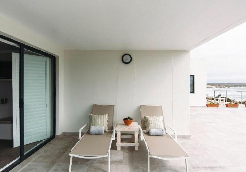 مبيت وإفطار Linhof Boutique Guest House