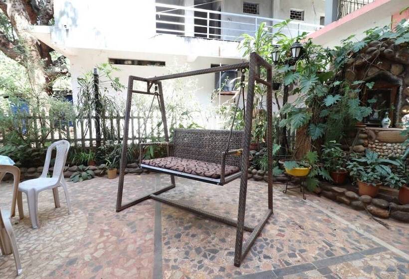 تختخواب و صبحانه Mama Mids Home