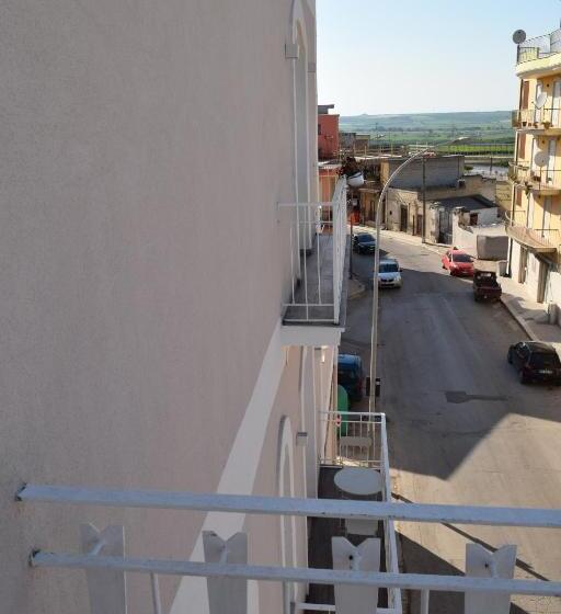 Domus Al Corso Con Servizio B&b