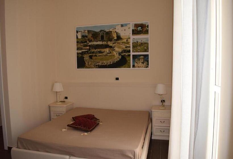 Domus Al Corso Con Servizio B&b