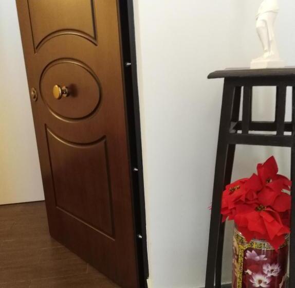 Domus Al Corso Con Servizio B&b