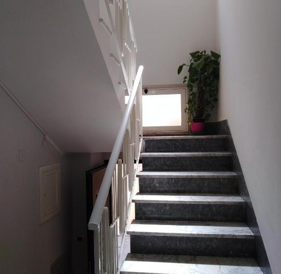 Domus Al Corso Con Servizio B&b