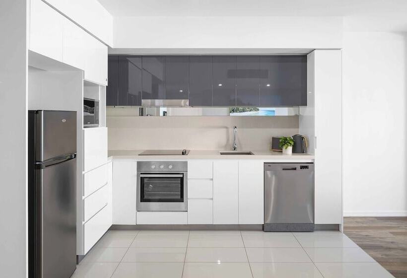 Holiday Holiday   H Residence Apartments