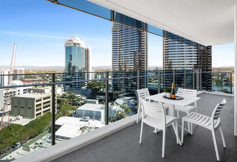 Holiday Holiday   H Residence Apartments