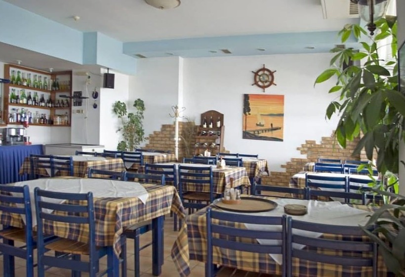 فندق Akteon Girni