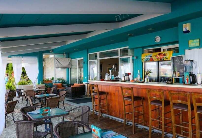 فندق Akteon Girni