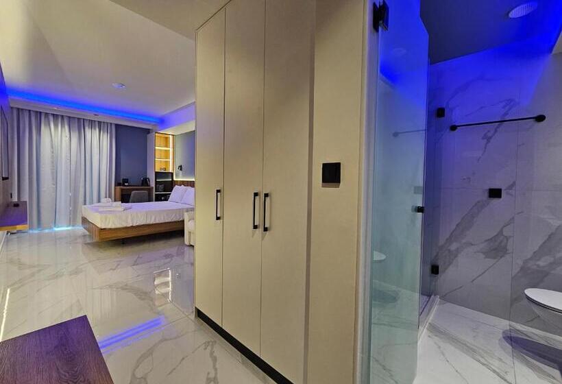 فندق Akteon Girni