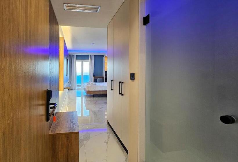 فندق Akteon Girni