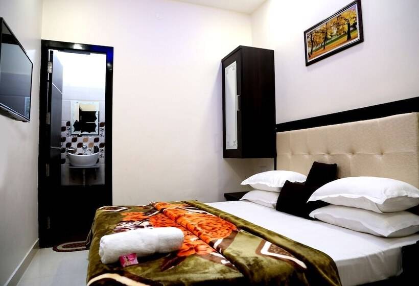 ホテル Chohan Residency