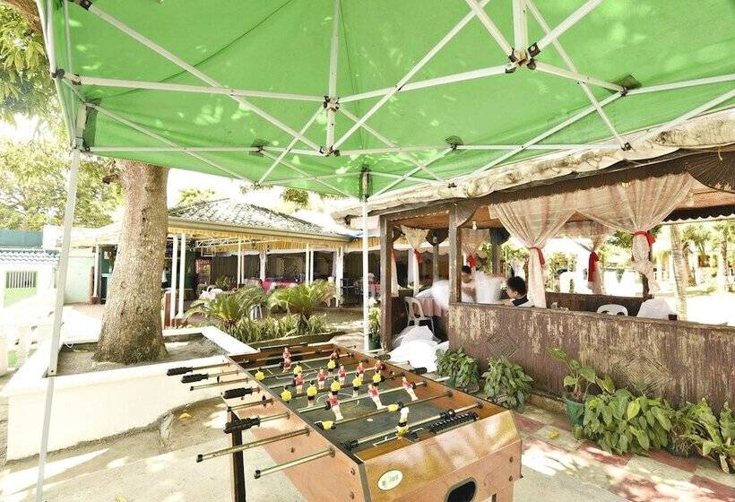 هتل El Pueblo Rhizort