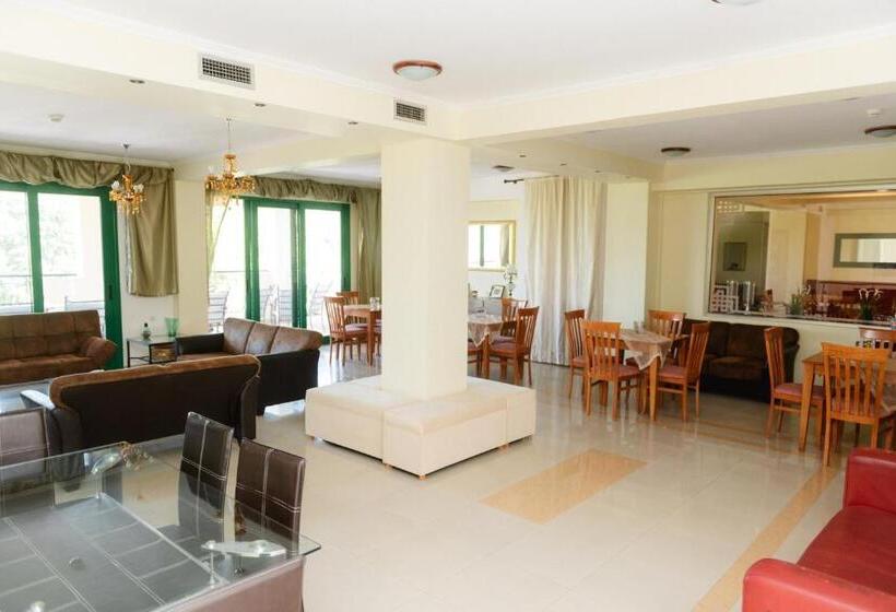 בית מלון כפרי Elimeia 3