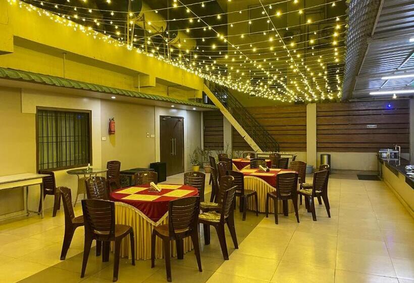 Отель Five Elements