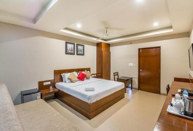 Отель Five Elements