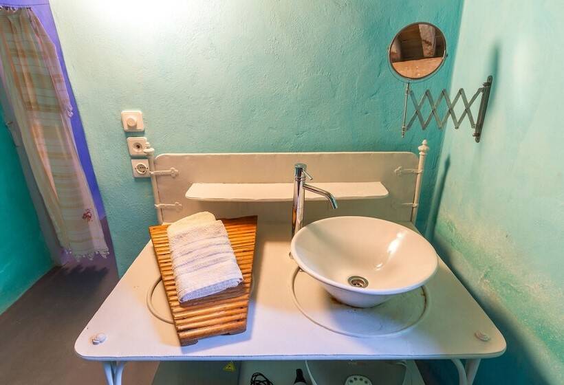 هتل Maison Des Couleurs