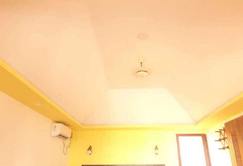 فندق Mariposa Beach Grove