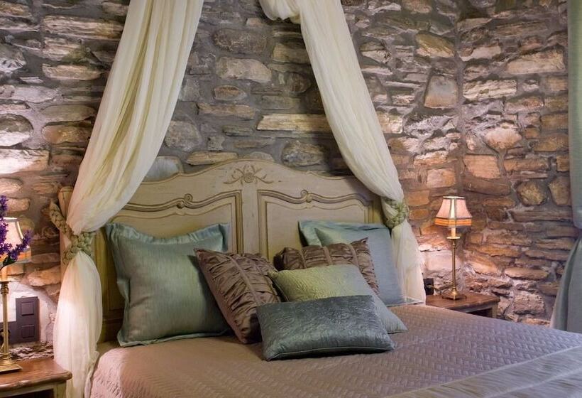 هتل Minelska Resort