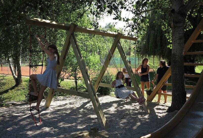 هتل Naturasort Holiday Houses