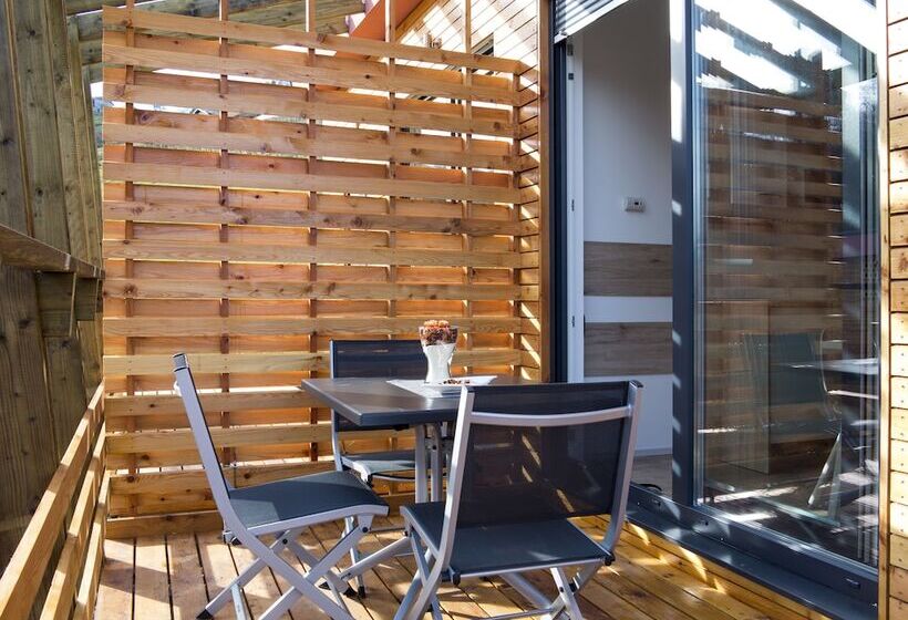 هتل Naturasort Holiday Houses