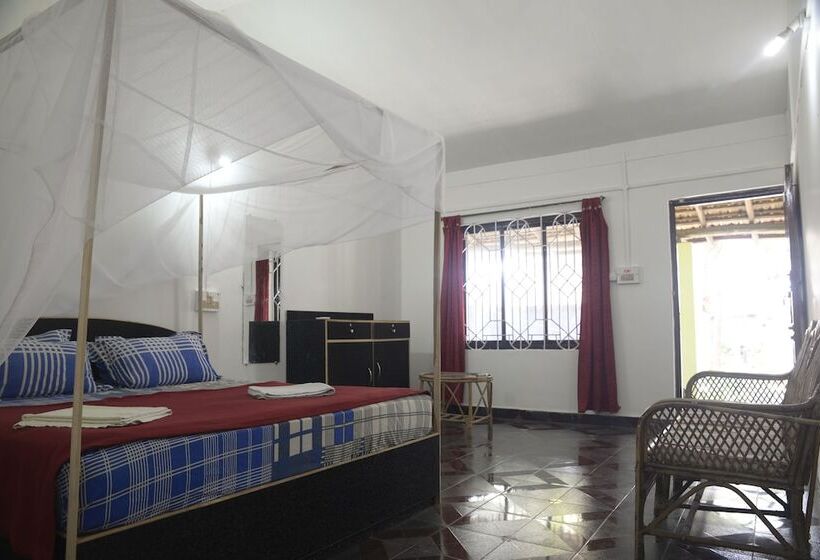 فندق Om Shanti Beach Stay Patnem