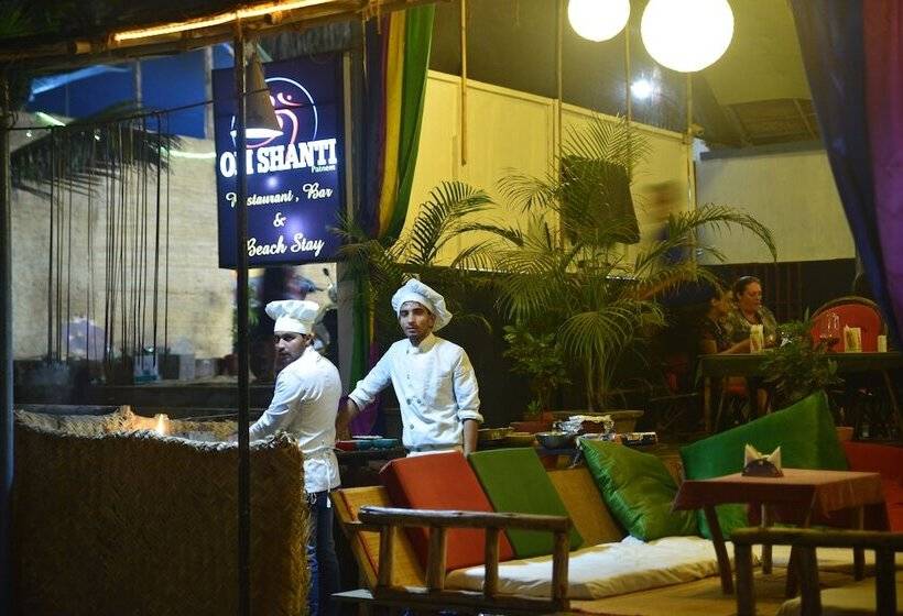 فندق Om Shanti Beach Stay Patnem