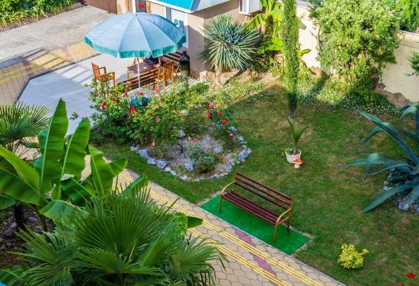 هتل Pansionat Primavera