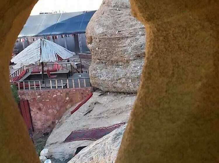 هتل Petra Mars Camp