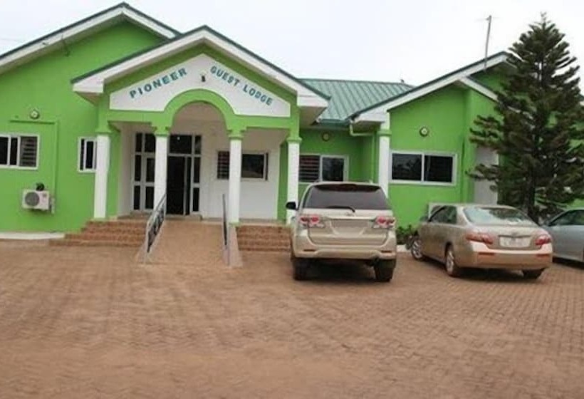 فندق Pioneer Guest Lodge