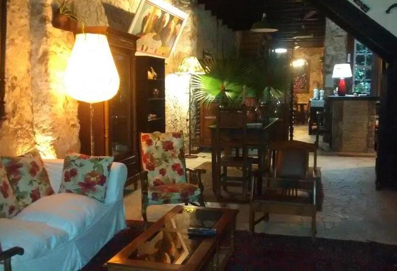 酒店 Pousada Arte Colonial   Casarão Histórico Do Séc Xviii   Lancha Própria