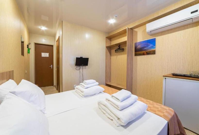 هتل Pansionat Primavera