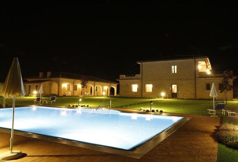 هتل روستایی Agriturismo Poggio Al Tufo