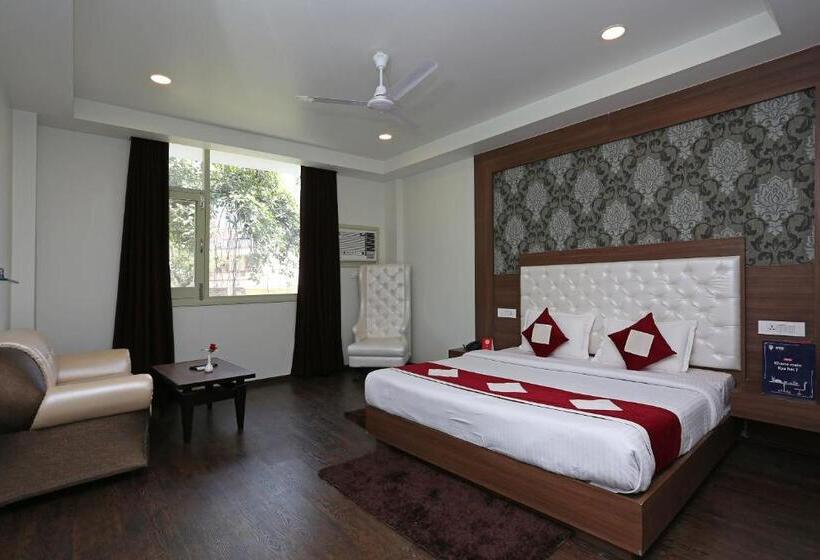 ホテル The Royal Krishna