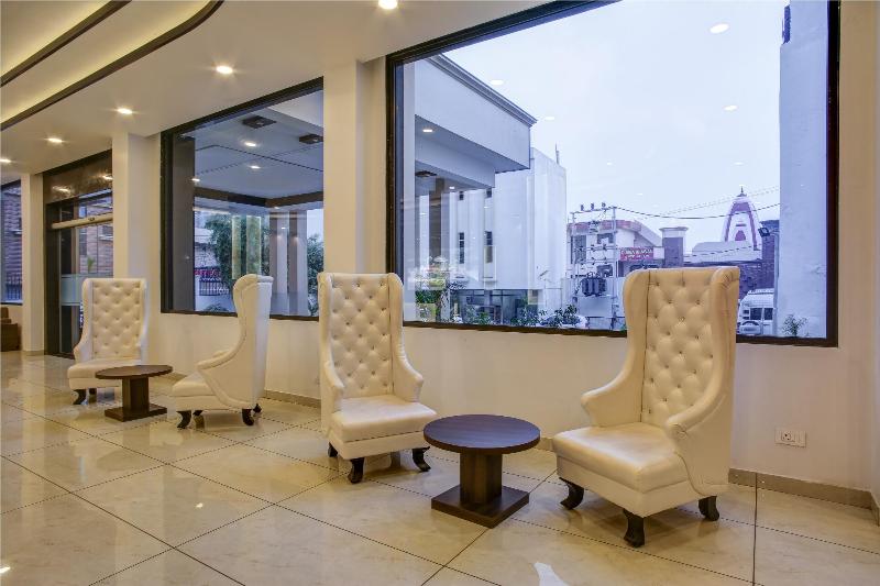 ホテル The Royal Krishna