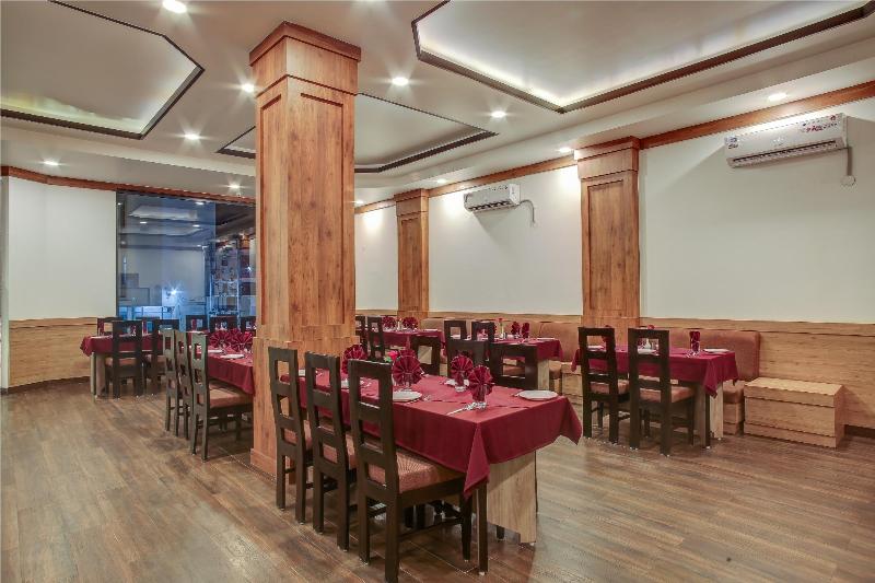 ホテル The Royal Krishna