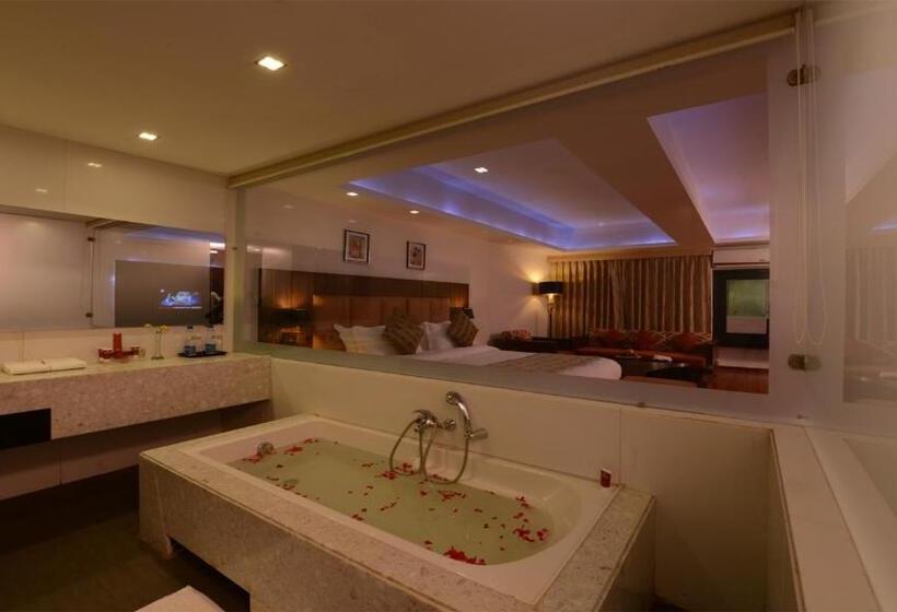 فندق Top3 Lords Resort Bhavnagar