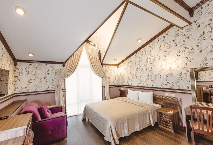 هتل Villa Polianna