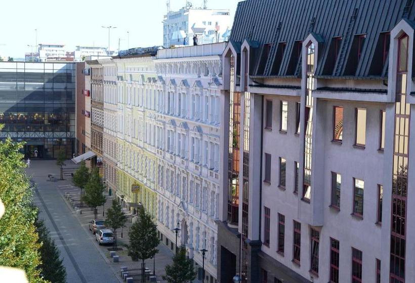 In The Attic Apartments